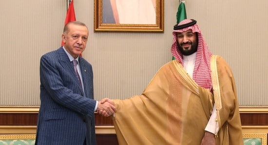 “Being a mosque” in the Middle East: Erdogan's Riyadh visit / Namik Tan