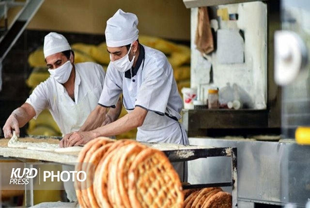افزایش نانوایی های ٢ شیفته ارومیه به ١٠٠ واحد/ کار به نانوایی های سیار هم رسید