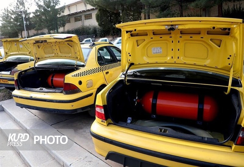 4200 خودروی عمومی در کردستان رایگان دوگانه سوز شد