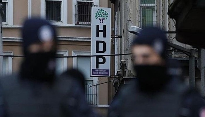 8 فعال سیاسی کُرد از اعضای HDP و HDK در تکیرداغ روانه زندان شدند