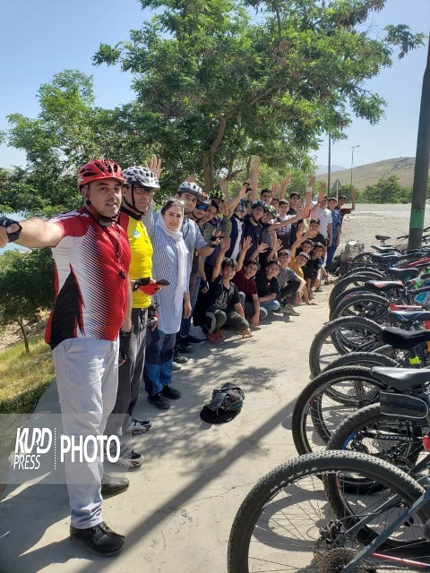 همایش دوچرخه‌سواری پاسداشت هفته محیط زیست در مهاباد انجام شد
