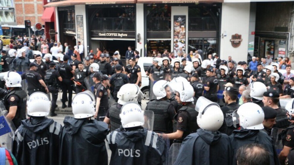 ۳۳ تن در حمله پلیس به راهپیمایی گملک دستگیر شدند
