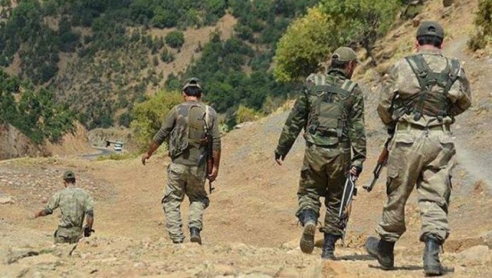 دو تن از اعضای گارد محلی حکاری در عملیات زاپ ناپدید شده اند