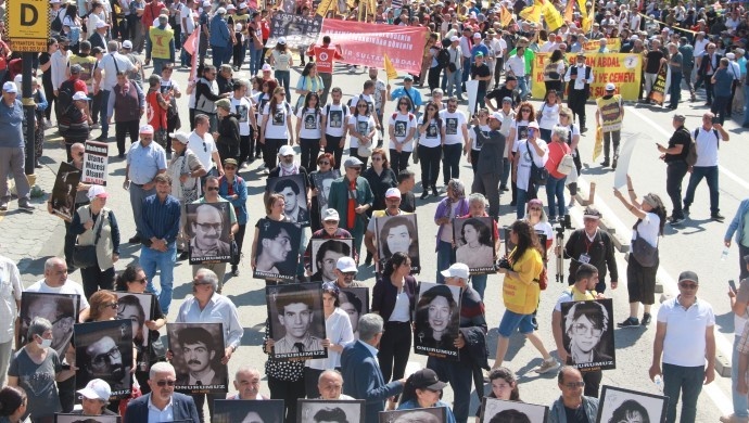 مراسم 29 مین سالگرد قتل عام سیواس در شهرهای ترکیه برگزار شد