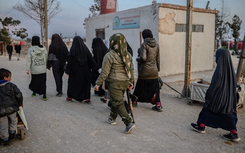 ژمارەیێک ژن و منداڵی داعش لە کوردستانی سووریاوە دەگەڕێندرێنەوە بۆ فەڕەنسا