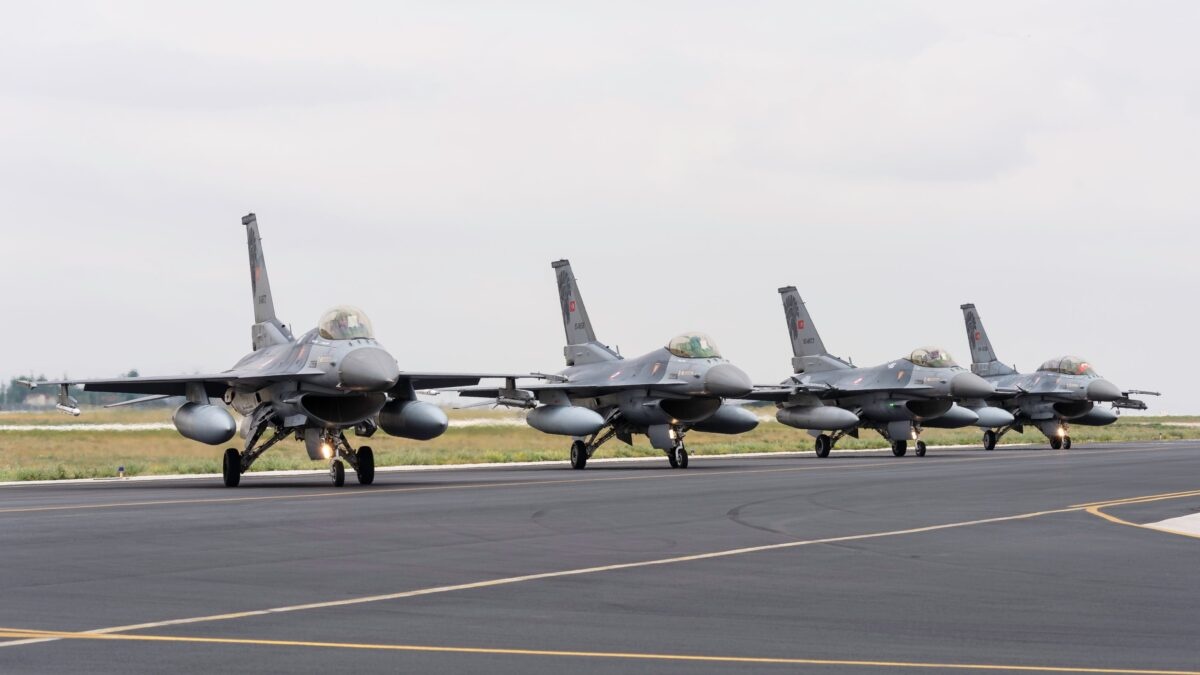 مخالفت 35 نماینده کنگره با فروش جنگنده اف 16 به ترکیه