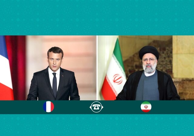 گفتگوی ۱۲۰ دقیقه ای روسای جمهور ایران و فرانسه / فرانسه از موضع ایران در مورد عملیات نظامی خارجی در سوریه حمایت می کند