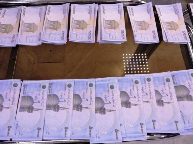 کشف 45 میلیون تومان چک پول تقلبی در کرمانشاه