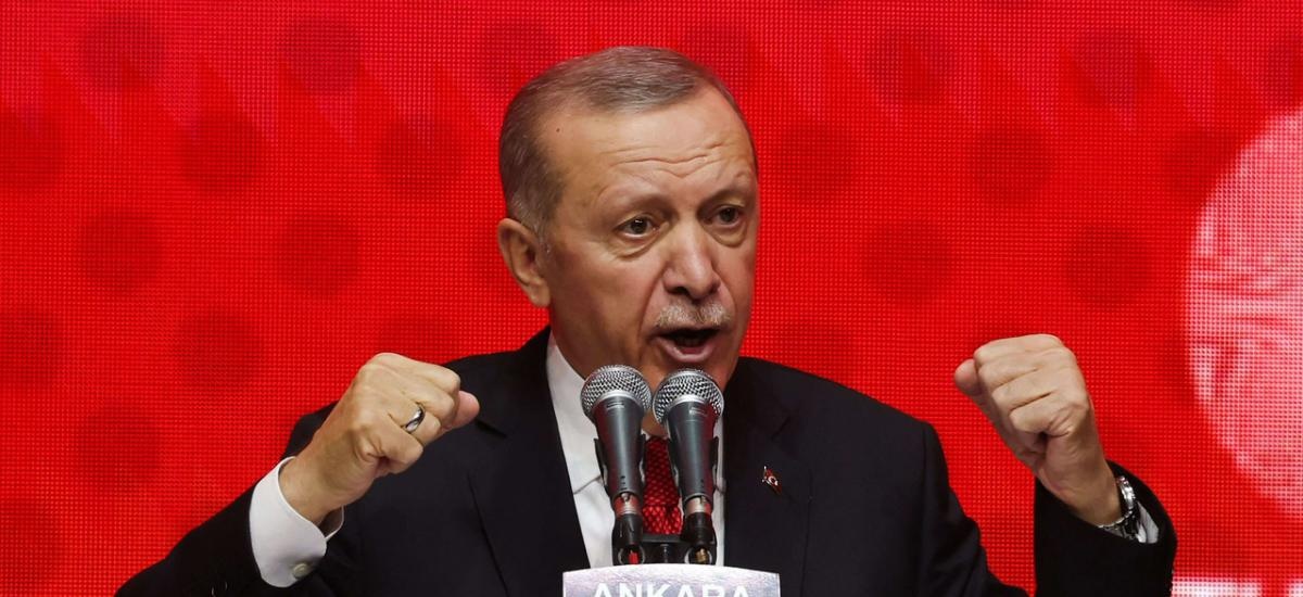 Erdogan vows new constitution for Turkey