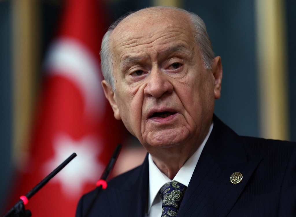 Bahceli approves of AKP visit to HDP over headscarf issue