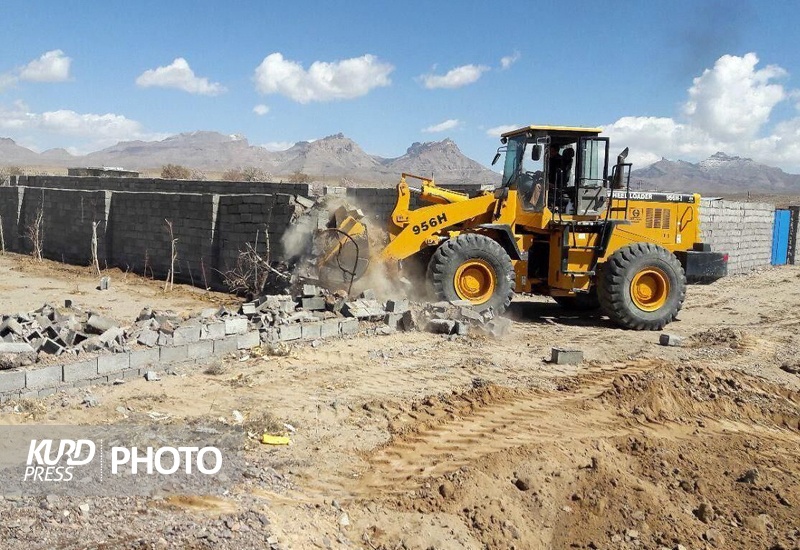 ۷۶۲ هکتار از عرصه های طبیعی کردستان رفع تصرف شد