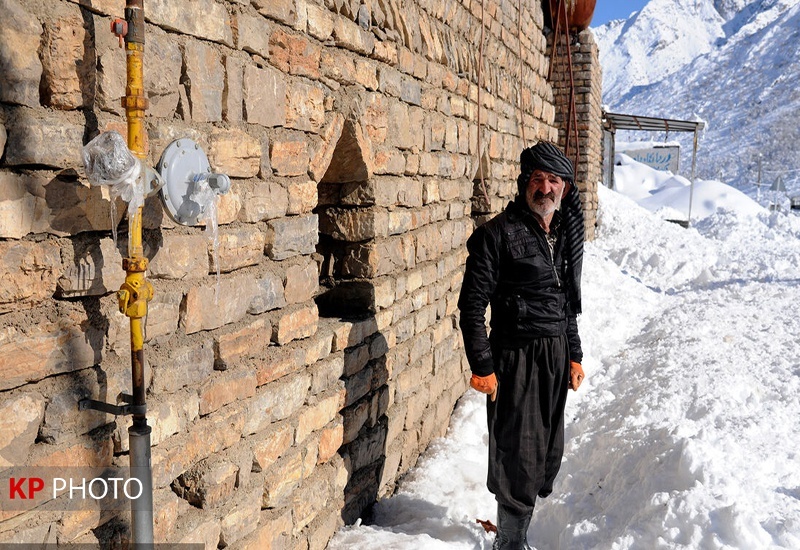 گرما بخشی به قلب یخی کوه های زاگرس /روایتی از گازرسانی به کردستان