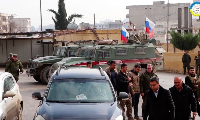 دیدار یک هیئت نظامی روسیه و اعضای مدیریت خودگردان منطقه فرات در کوبانی