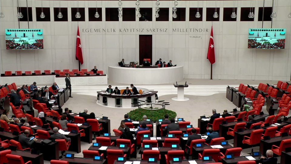 HDP طرح تحقیق درباره ساختار مافیایی دولت را به مجلس ترکیه داد