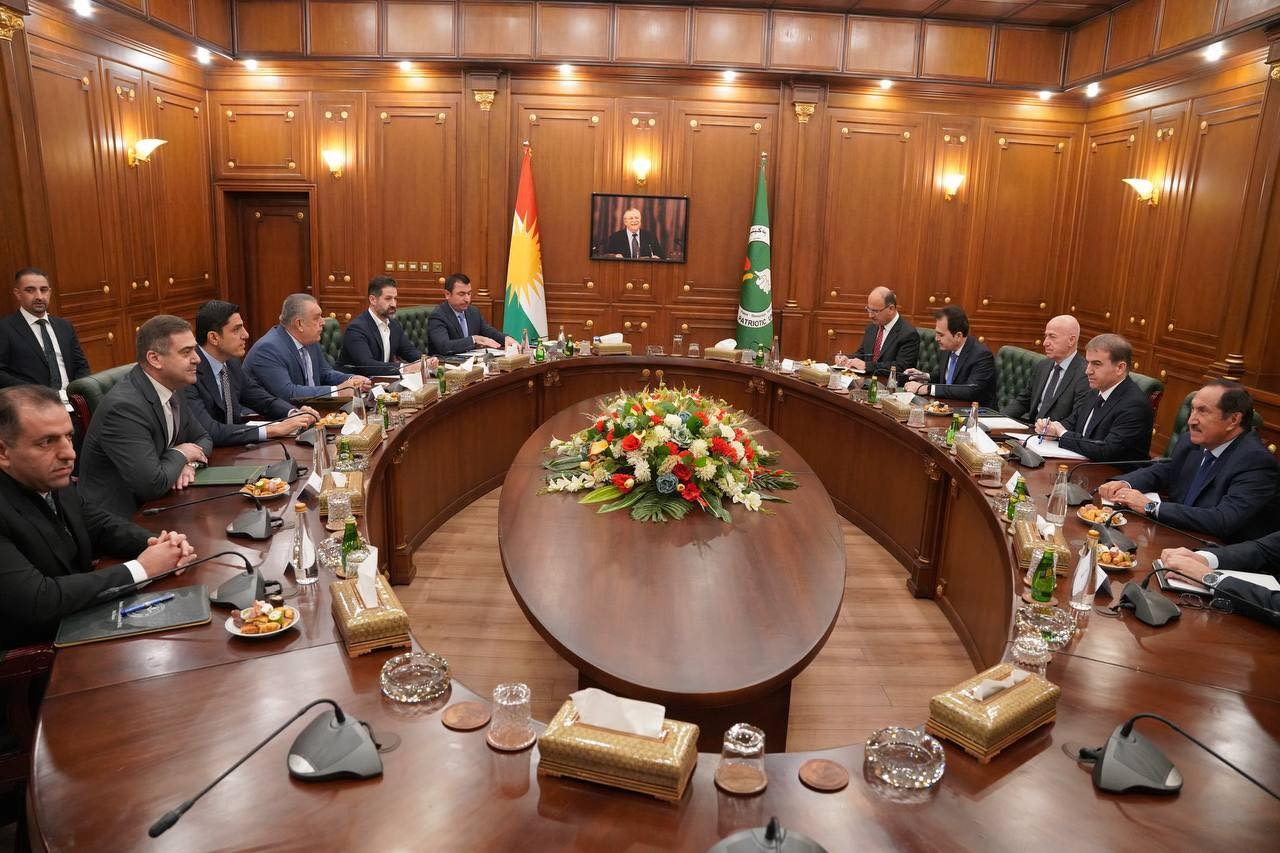 دو حزب اتحادیه میهنی و دمکرات کردستان بر سر چه موضوعاتی با هم گفتگو می کنند