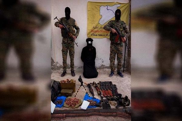 دستگیری یک عضو داعش در دیرالزور و کشف مقادیری سلاح و مهمات توسط نیروهای سوریه دموکراتیک