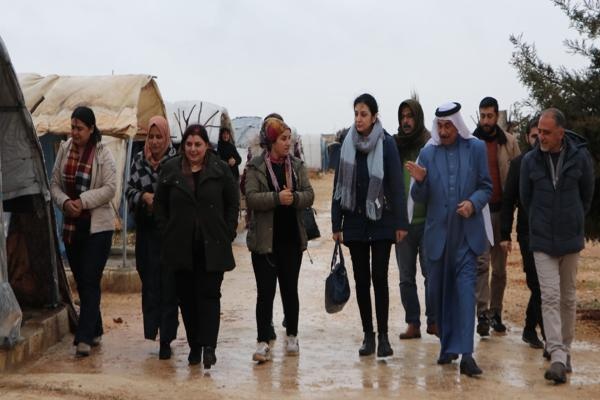 بازدید هیئتی از مقامات مدیریت خودگردان از مناطق تحت محاصره کانتون شهبا، شیخ مقصود و اشرفیه حلب