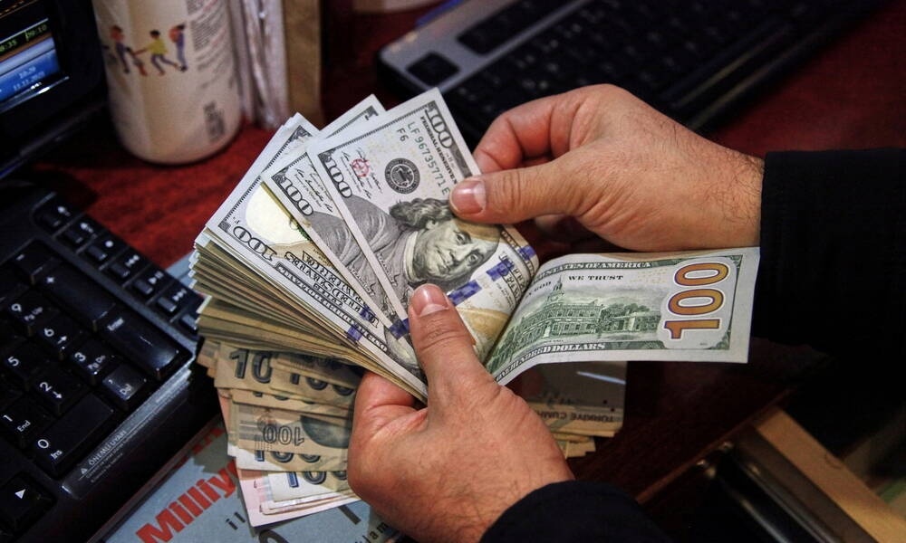 اقدام دولت فدرال عراق برای کاهش ارزش  دلار  مهم و شجاعانه است