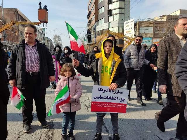 امام جمعه ارومیه: حضور در راهپیمایی ۲۲ بهمن پشتیبانی از نظام اسلامی است