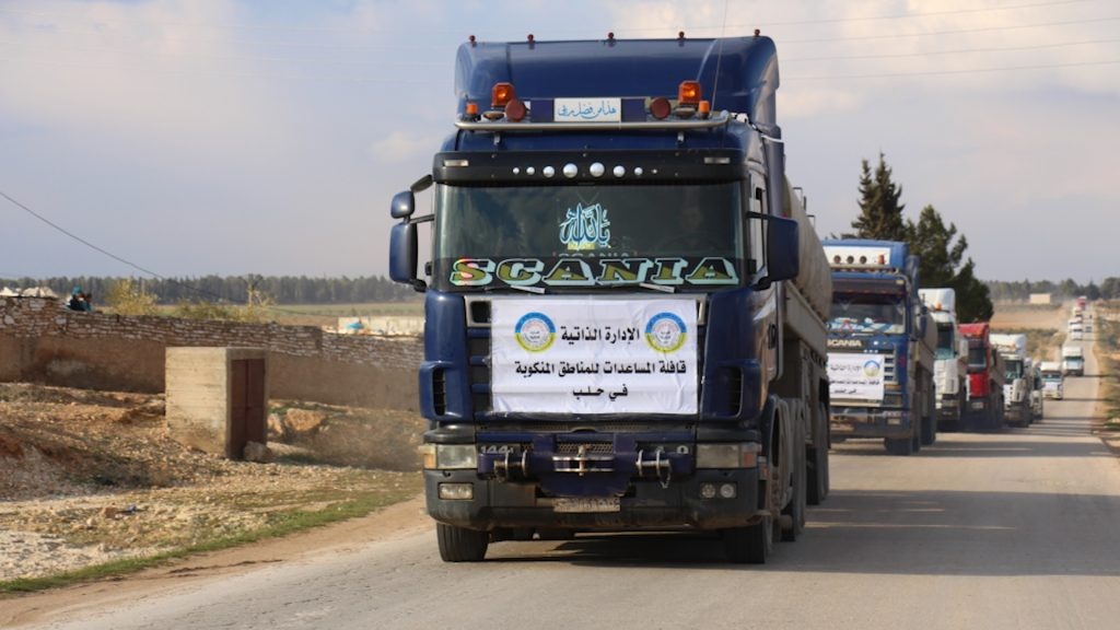 ۱۲۵ کامیون حاوی کمک‌های مناطق مدیریت خودگردان به مناطق شمال غرب سوریه رسیده است