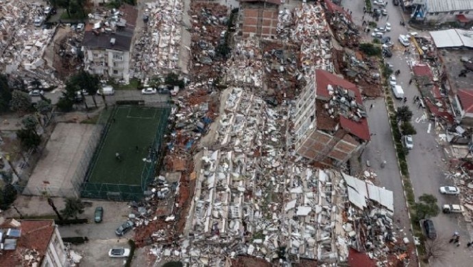 شمار قربانیان زمین لرزه ترکیه از 42 هزار و 300 تن گذشت