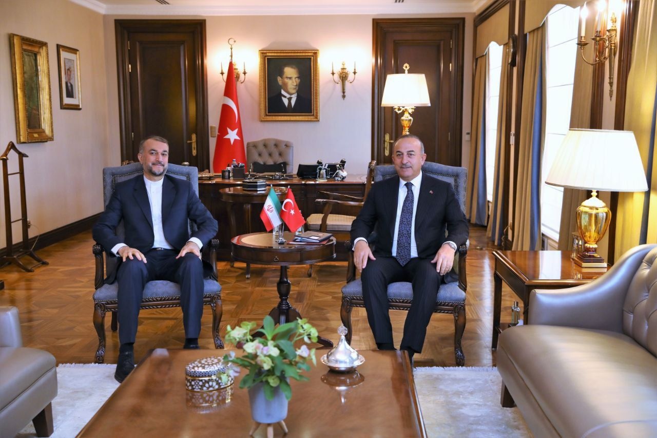 دیدار و گفتکوی وزیران خارجه ترکیه و ایران در آنکارا