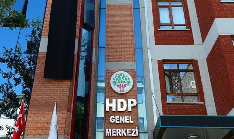 دادگاه انحلال HDP یک ماه به تعویق افتاد