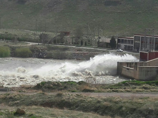 رهاسازی آب از اواخر پاییز تا بهار سال آینده به دریاچه ارومیه ادامه دارد