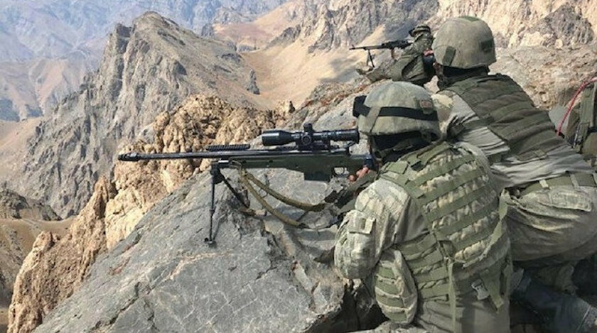 کشته شدن یک نیروی امنیتی ترکیه در درگیری با PKK در استان حکاری