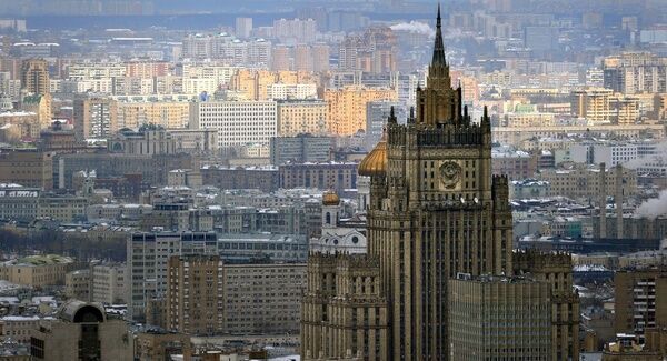 Russia calls for lifting US sanctions on Iran's campaign against corona