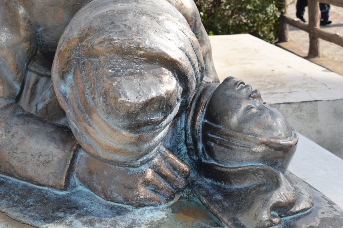 Halabja marks 32nd anniversary of 1988 chemical attack behind closed doors