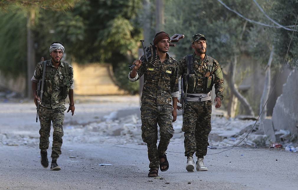 US officer and Kurdish-led SDF fighters killed in IS ambush