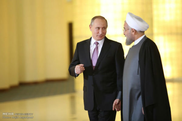 Iranian, Russian presidents emphasize on boosting ties