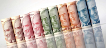 Turkey to use 'all available' tools as currency plunges