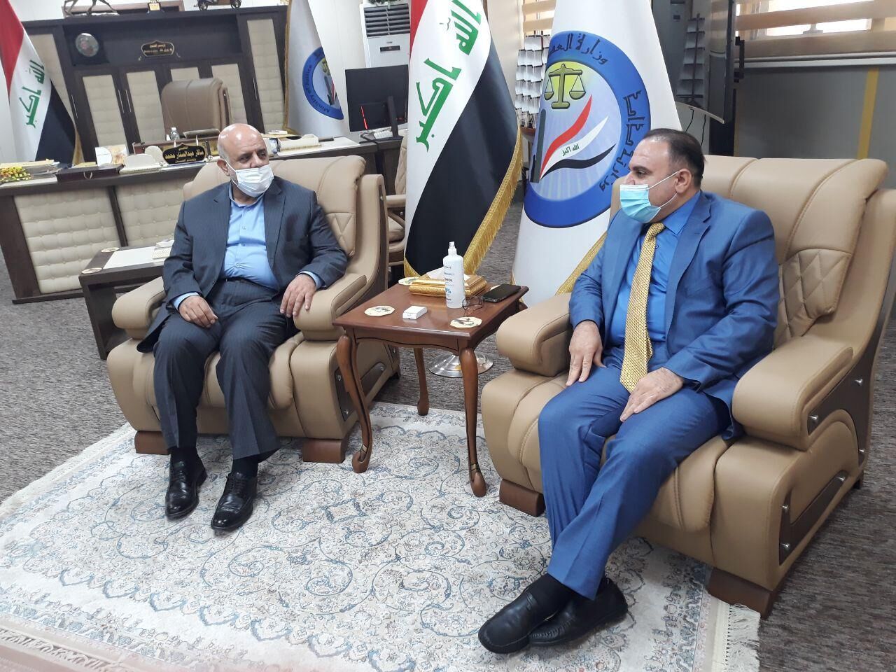 Iran and Iraq officials call for reinforcing cooperation