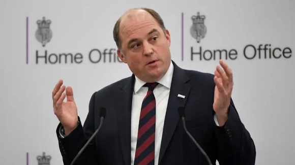 Syrian Kurds contribute to stability: British defense minister
