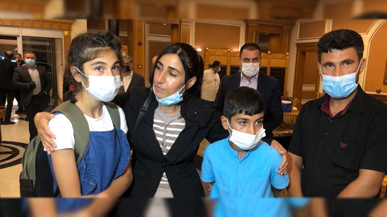 Iraqi Kurdistan president leaves Ankara talks with two Yazidi children*