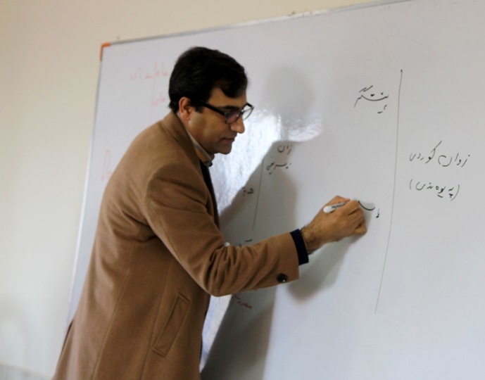 داستان ویس و رامین به کردی مسجع ترجمه شد/ ترجمه ای که اثر برتر پژوهشی شد