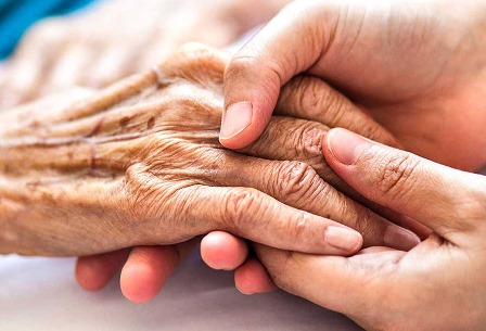 وجود ٣٦٥ هزار سالمند در آذربایجان غربی/مناسب سازی اماکن ضعیف است