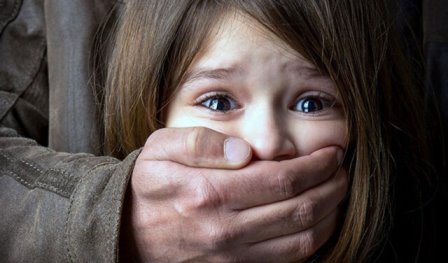 ٤٩٣ مورد کودک آزاری در آذربایجان غربی گزارش شد 
