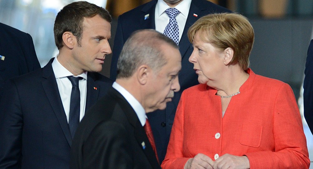 تماس تلفنی اردوغان با رئیس جمهور فرانسه و صدر اعظم آلمان با موضوع ادلب