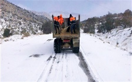 راه ارتباطی ۱۴۰۰ روستای آذربایجان غربی بازگشایی شد
