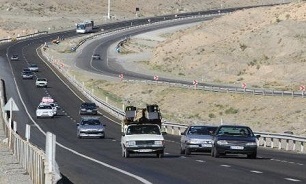 میزان تردد خودرو در جاده های کردستان ۲۰ درصد افزایش یافت