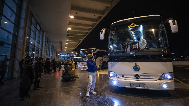 اتوبوس برای رفتن ایلامی ها به تهران گیر نمی آید/ کرایه هر نفر با سواری 700 هزار تومان