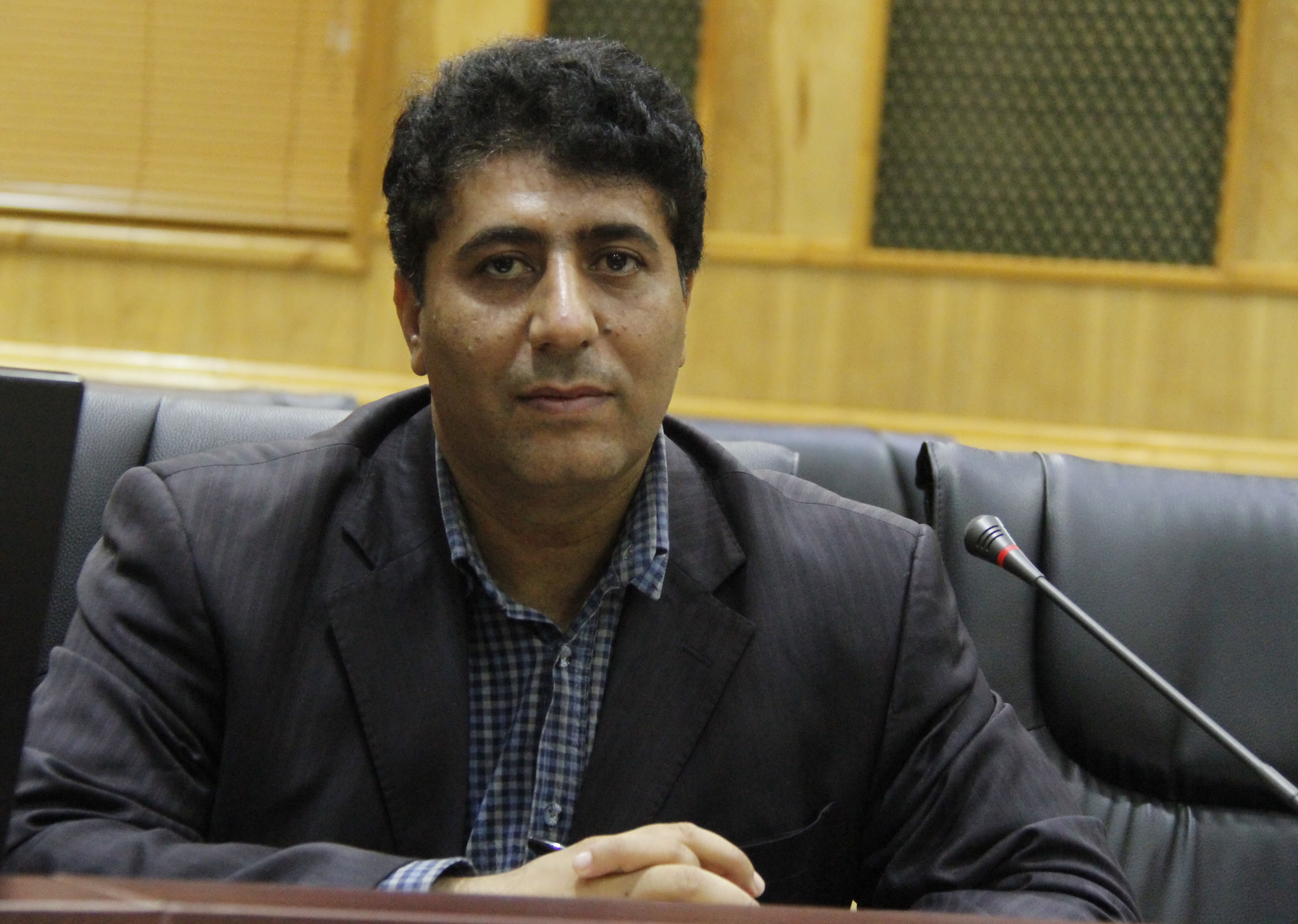 کرسی نمایندگی؛ از مطالبه‌گری تا پاسخگویی به مطالبات / بهزاد خالوندی