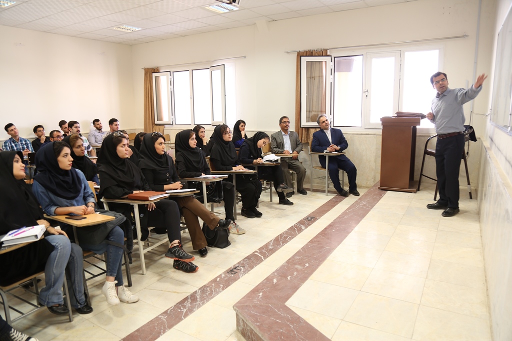 توسعه کرمانشاه با فرهنگسازی و تربیت نیروی انسانی هموارتر می شود / دکتر محمدآشنا عباس منش