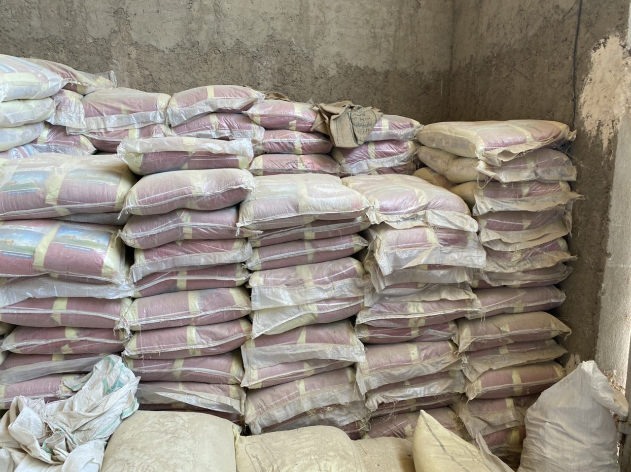 ٢٢ تن برنج قاچاق در مهاباد کشف شد