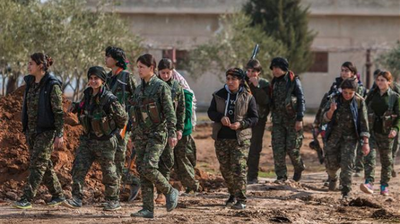 ماڵپەڕی ئانتی وار: میسر ڕێکخەری یارمەتیی وڵاتانی عەرەبی بۆ هێزەکانی سووریای دیموکراتە