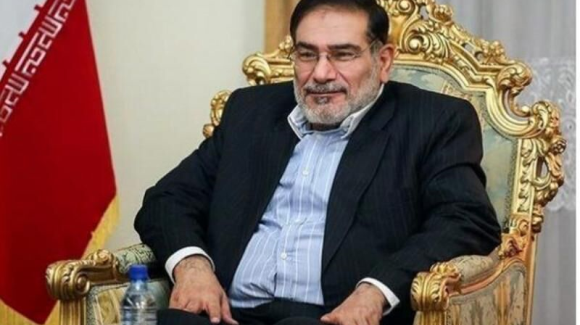 شەمخانی: ئەمریکا ئێمە بە بڵاوکردنەوەی کۆرۆنا تۆمەتبار نەکات؛ کوڵکێک لە خۆی بکاتەوە