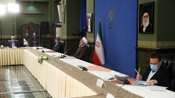 ڕۆحانی: هەموو هەوڵی خۆمان بۆ شکاندنی سزا ئابوورییەکانی ئەمریکا دەخەینە گەڕ